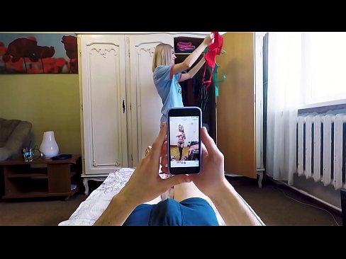 ❤️ Üvey kızkardeş, anne eve gelmeden önce kardeşi boşalmak yaptı ❤️❌ Sert porno tr.tukifporno.ru