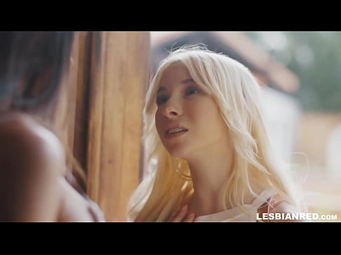 ❤️ Kız birkaç ay sonra eve gelir ve üvey annesinin amını yemeye başlar ❤️❌ Sert porno tr.tukifporno.ru