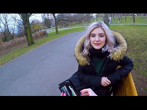 ❤️ Para için bir yabancının sıcak boşalmasını yutar - parkta Eva Elfie tarafından oral seks ❤️❌ Sert porno tr.tukifporno.ru